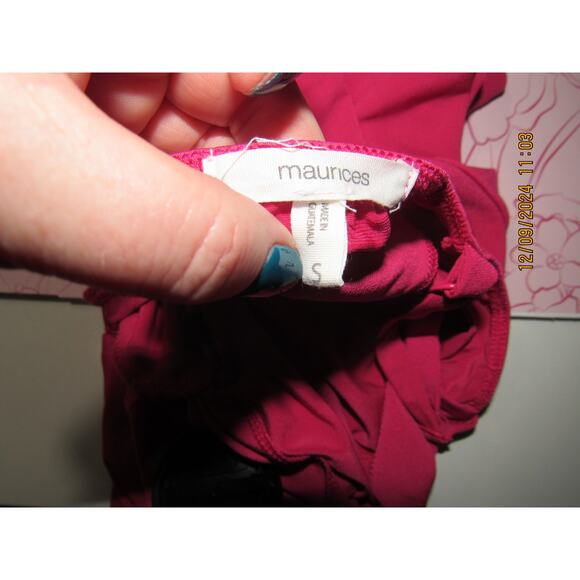 Small Dressy Tank Top – Electric Pink Perfection - Picture 4 of 4